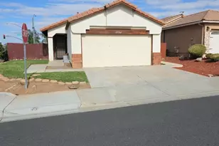 27760 Moonridge, Menifee, CA 92585 - Photo 1