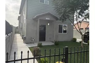 720 W Cherry St, Compton, CA 90222 - Photo 1