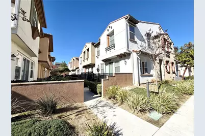 40347 Calle Real, Murrieta, CA 92563 - Photo 1