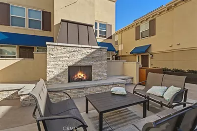 10292 Artesia Boulevard, Bellflower, CA 90706 - Photo 1