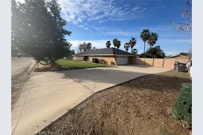31090 Orange, Nuevo, CA 92567 - Photo 1