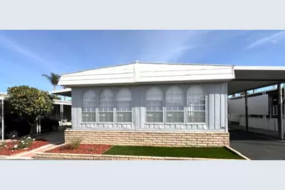 881 N. Lake Street #204, Hemet, CA 92544 - Photo 1