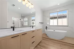 9204 S Nobel Way, Inglewood, CA 90305 - Photo 1