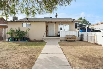 727 El Centro Avenue, El Centro, CA 92243 - Photo 1