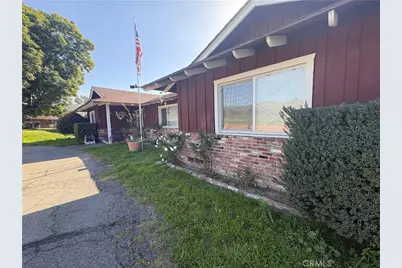 2257 Park, Hemet, CA 92544 - Photo 1