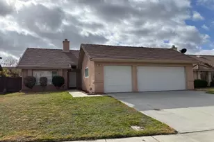 1066 Birch Ln, San Jacinto, CA 92582 - Photo 1
