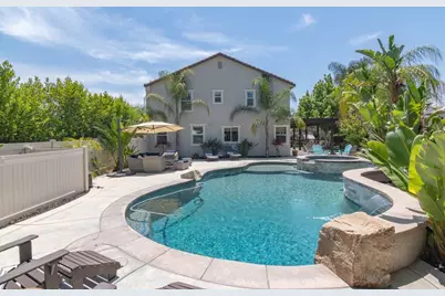 27673 Dogwood, Murrieta, CA 92562 - Photo 1