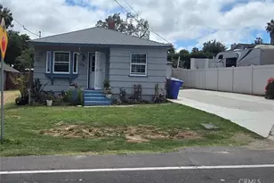 200 Plymouth Dr, Vista, CA 92083 - Photo 1