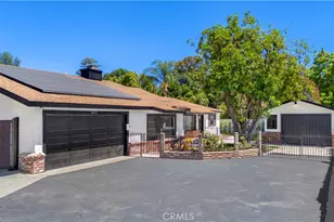 8932 McLennan, Northridge, CA 91343 - Photo 1