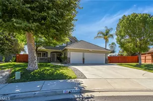 32720 Royal Oak Ln, Lake Elsinore, CA 92530 - Photo 1