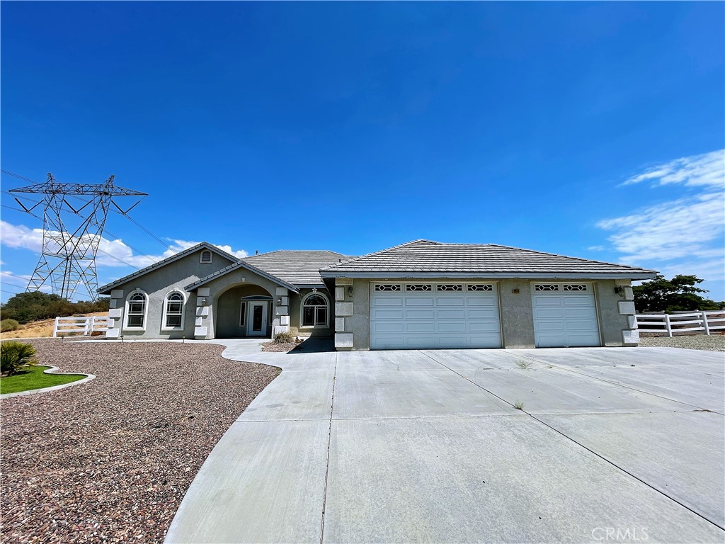 10548 Summit Ln, Oak Hills, CA 92344 MLS TR22186555 Coldwell Banker