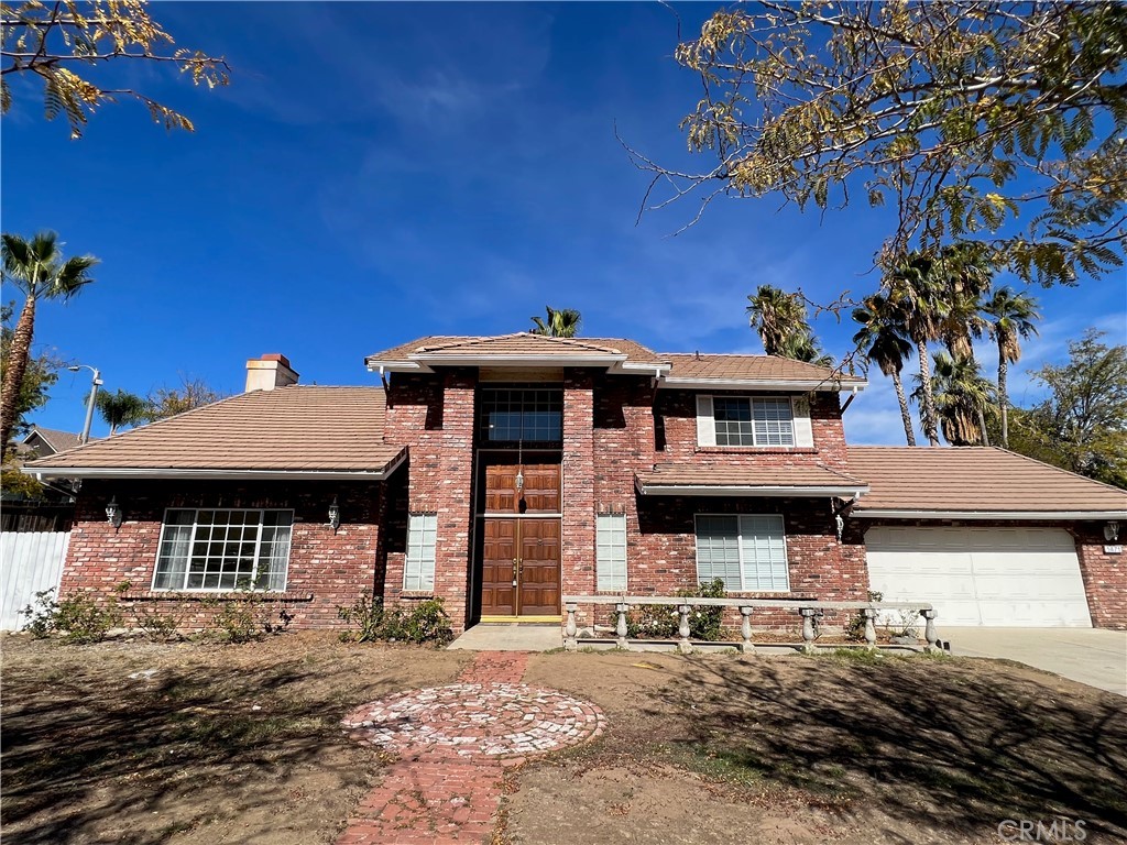 1471 Earl St, Corona, CA 92882 MLS TR22236979 Coldwell Banker