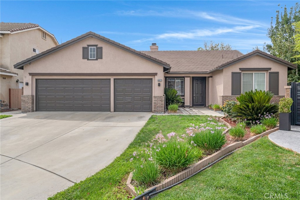6927 Mockingbird Ct, Eastvale, CA 92880 - MLS TR24198972 - Coldwell Banker