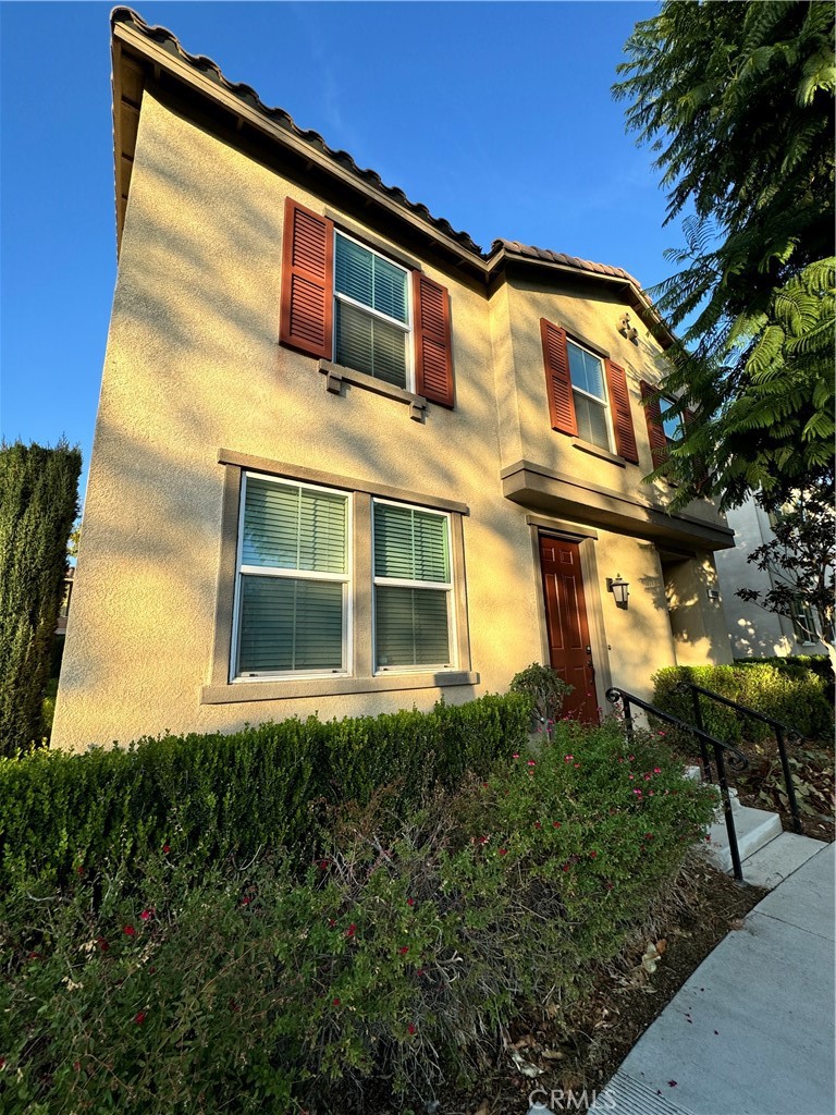 13080 Irisbend Ave, Jurupa, CA 92880 - MLS TR24235923 - Coldwell Banker