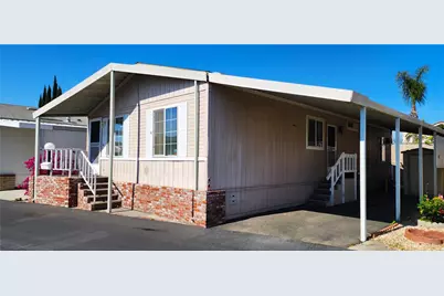 12550 Carson Street #21, Hawaiian Gardens, CA 90716 - Photo 1