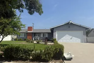 1095 W 17th St, Upland, CA 91784 - Photo 1