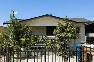 413 W 109th Pl, Los Angeles, CA 90061 - Photo 1