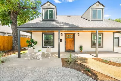 627 E Villa Street, Pasadena, CA 91101 - Photo 1