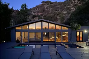 2420 Bowmont Dr, Beverly Hills, CA 90210 - Photo 1