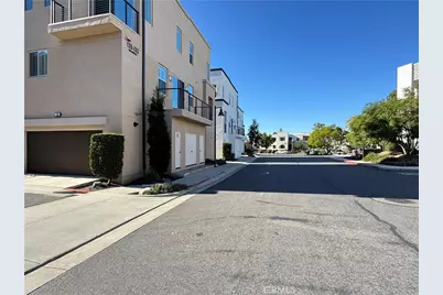 129 Cadence, Irvine, CA 92618 - Photo 1