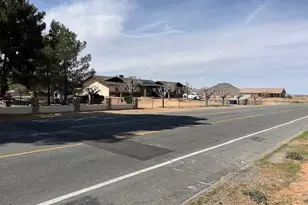 7 Navajo, Apple Valley, CA 92307 - Photo 1