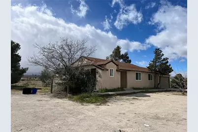 12014 Oasis, Pinon Hills, CA 92372 - Photo 1