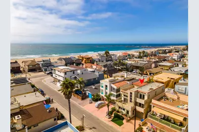 121 Moorpark Avenue, Oxnard, CA 93035 - Photo 1