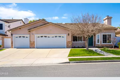 329 Roosevelt Avenue, Ventura, CA 93003 - Photo 1