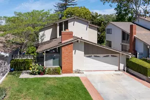 686 Martinique Pl, Newbury Park, CA 91320 - Photo 1