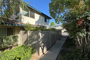 1797 E Avenida De Las Flores, Thousand Oaks, CA 91362 - Photo 1