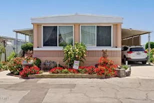 360 Lowell Pl, Oxnard, CA 93033 - Photo 1