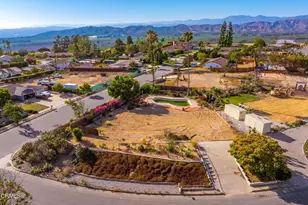 3067 Old Coach Dr, Camarillo, CA 93010 - Photo 1