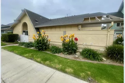 3077 Harbor Boulevard, Ventura, CA 93001 - Photo 1