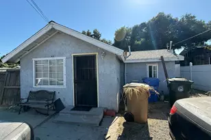 318 1/2 Sycamore St, Santa Paula, CA 93060 - Photo 1