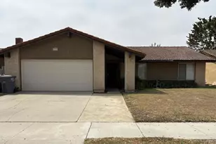 1400 Kumquat Pl, Oxnard, CA 93036 - Photo 1
