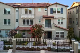 569 Grapefruit Ln, Fillmore, CA 93015 - Photo 1