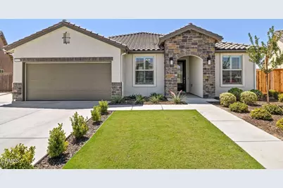 9101 Willow Terrace Drive, Shafter, CA 93263 - Photo 1