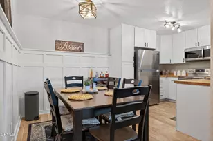 1300 Saratoga Ave, Ventura, CA 93003 - Photo 1