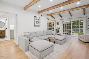 1534 Holly Ct, Thousand Oaks, CA 91360 - Photo 1