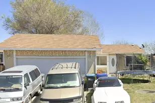 43716 22nd St, Lancaster, CA 93535 - Photo 1