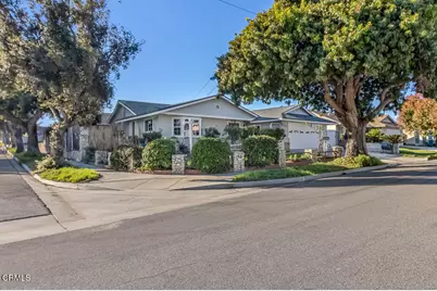 479 Mackay Avenue, Ventura, CA 93004 - Photo 1