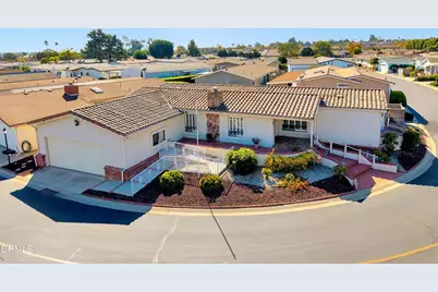 75 Poinsettia Gardens Drive, Ventura, CA 93004 - Photo 1