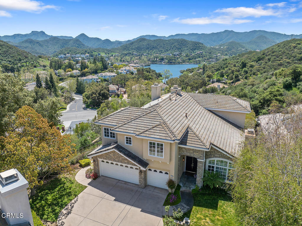 1766 Stanhope Ct, Lake Sherwood, CA 91361 - MLS V1-34075 - Coldwell Banker