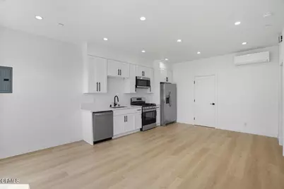 1903 Ocean Avenue, Ventura, CA 93001 - Photo 1