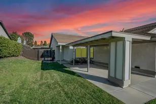 634 Hillcrest Dr, Camarillo, CA 93012 - Photo 1