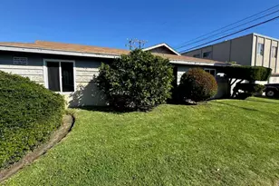 1325 Devonshire Dr, Oxnard, CA 93030 - Photo 1