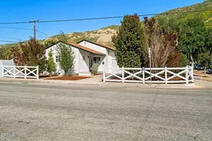 1400 Cameron St, Ventura, CA 93001 - Photo 1