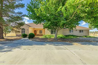 8585 W Avenue E, Lancaster, CA 93536 - Photo 1