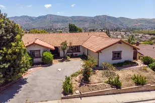 557 Munger Dr, Santa Paula, CA 93060 - Photo 1