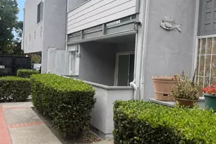 2665 E Harbor Blvd, Ventura, CA 93001 - Photo 1